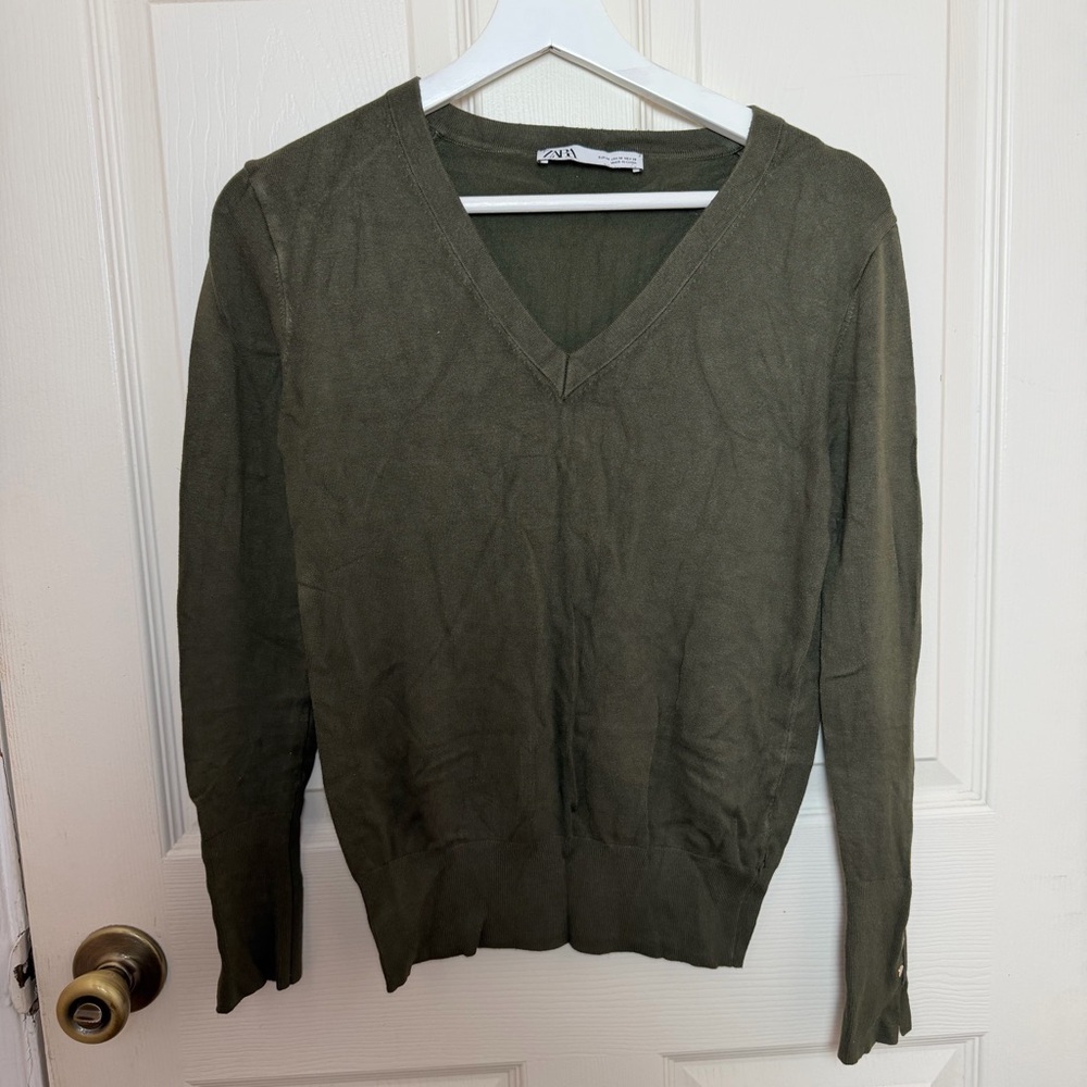 ZARA Olive Green V-Neck Sweater Gold Button Cuff Size M - Picture 2 of 4